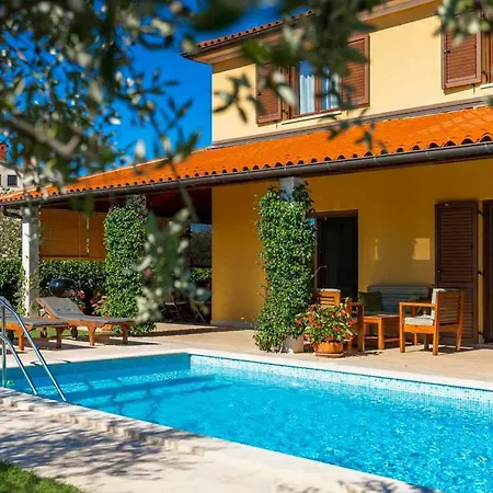 Feriehus House Leticia